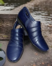 Clarks Collection Shoes Sz 8 Women s Soft Cushion Blue Slip on Shoes 13285