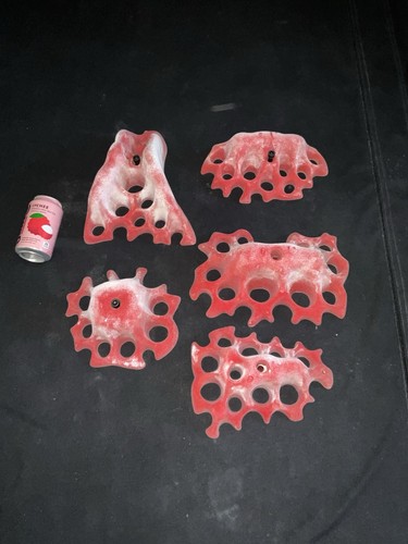 So Ill X-large Climbing Holds Set Red