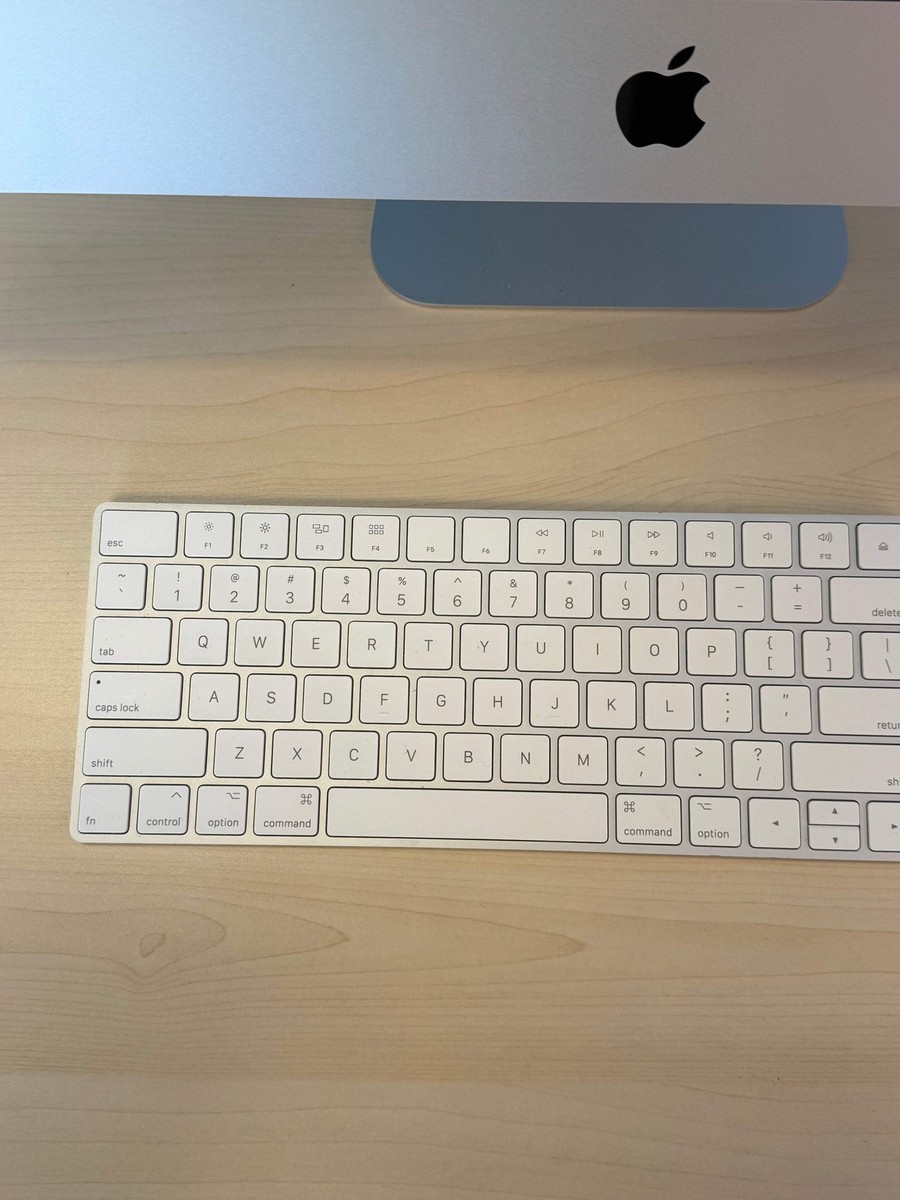 2019 Apple iMac Retina 4K 21.5-inch Silver A2116 Intel Core i5 8GB