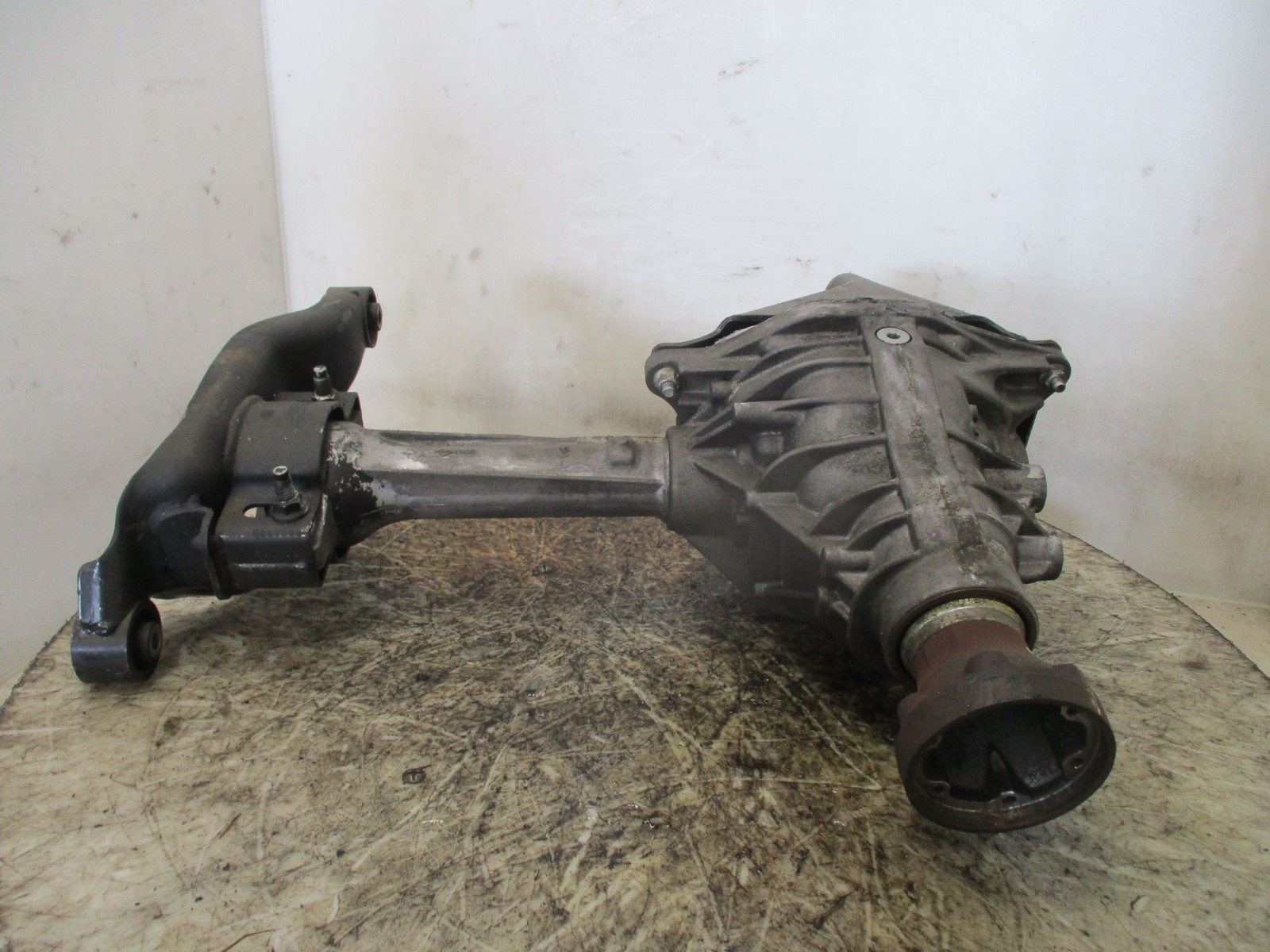 Jeep CHEROKEE III 00K05066084AD Front Bridge