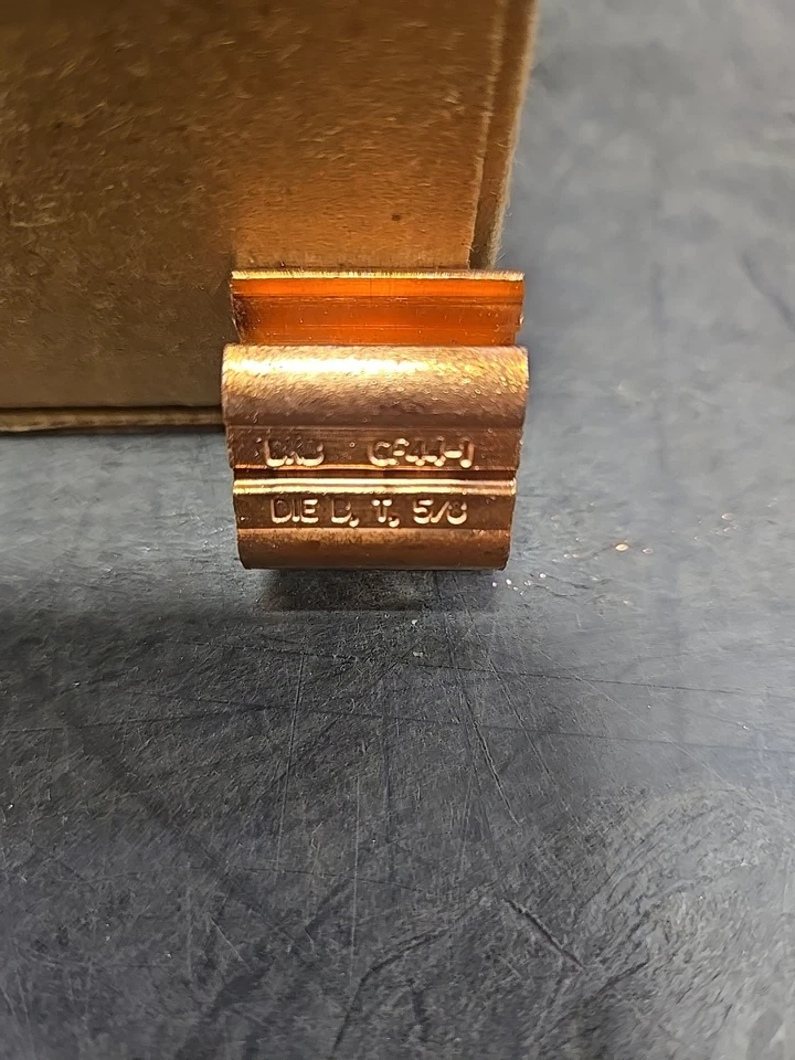 New Blackburn CF44-1 Copper Compression Tap 6 to 4 Awg Connectors QTY=100 - Image 4 of 4