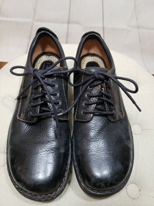 born mens sneakers