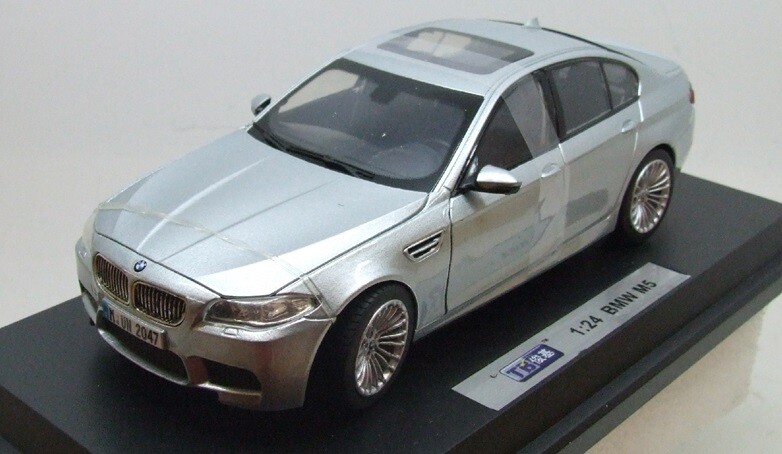 Joy City 1:24 - BMW M5 Silver | eBay