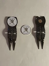 St. Andrews Old Course Crosshairs Divot Tool & 1" Coin Style Golf Marker