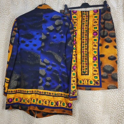 Rare Vintage Instante Gianni Versace Blazer & Skirt Set Wool Multicoloured 80s - 第 2/24 張圖片