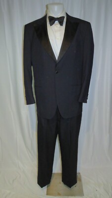 Kiton Neiman Marcus Handmade Navy Barathea Peak Lapel One Button Tuxedo 43L