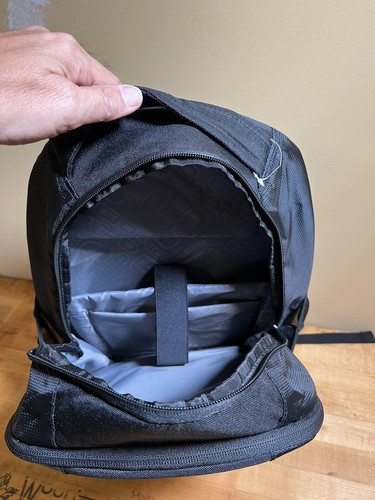 OGIO Laptop Rucksack schwarz Lexus - neu ohne Etikett - Bild 10 von 13