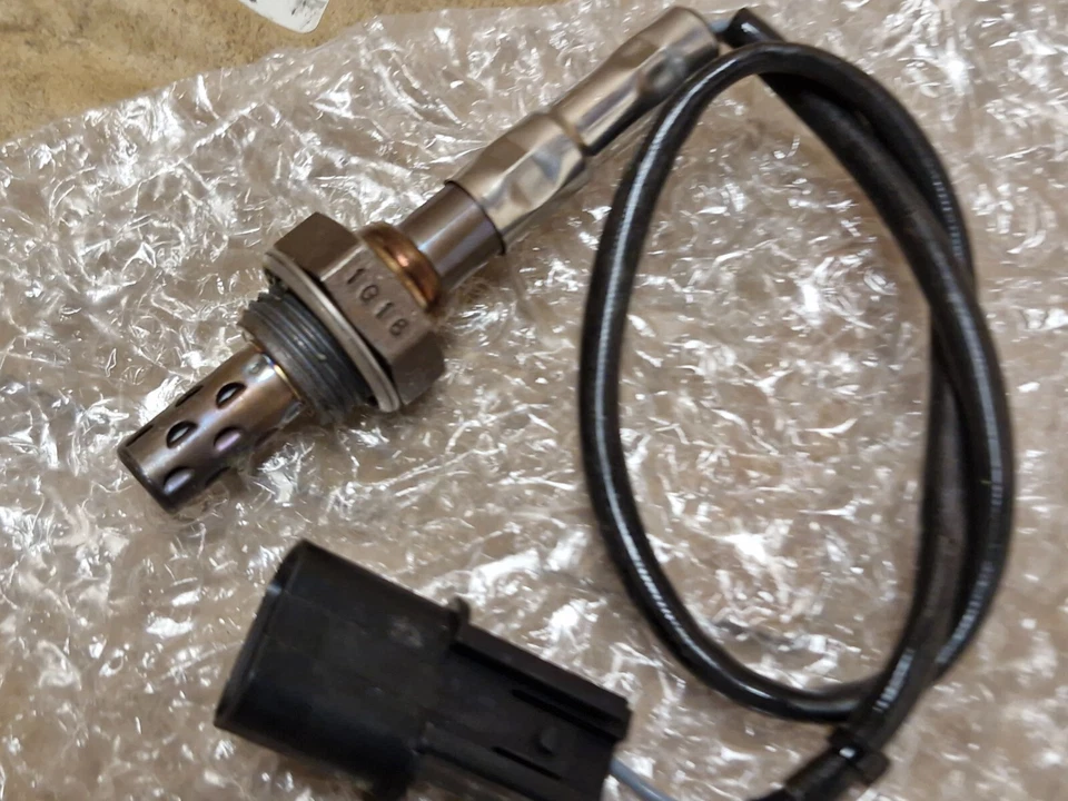 Hyundai Pony X2 Lambda Sensor 1989-1995 Sonata Mk2 Mk3 3921032580 Genuine NEW - Image 2 of 4