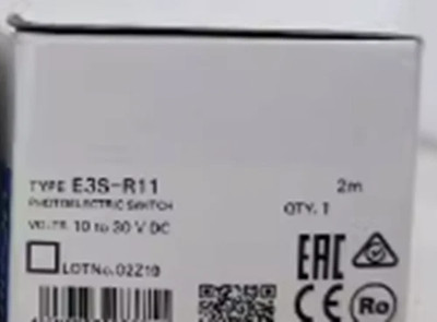 OMRON Automation & Safety E3S-R11 10-30VDC Retro-Reflective Photoelectric Sensor