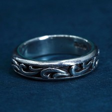 Size 7.5, vtg Sterling Silver Handmade ribbed Ring, 925 swirly textured Band