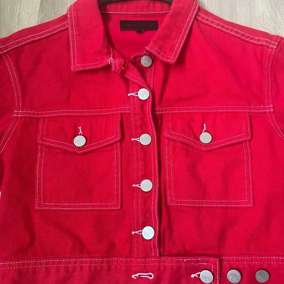 Kendall & Kylie Red Denim Jacket, Cropped Style with Silver Buttons - Image 2 of 4