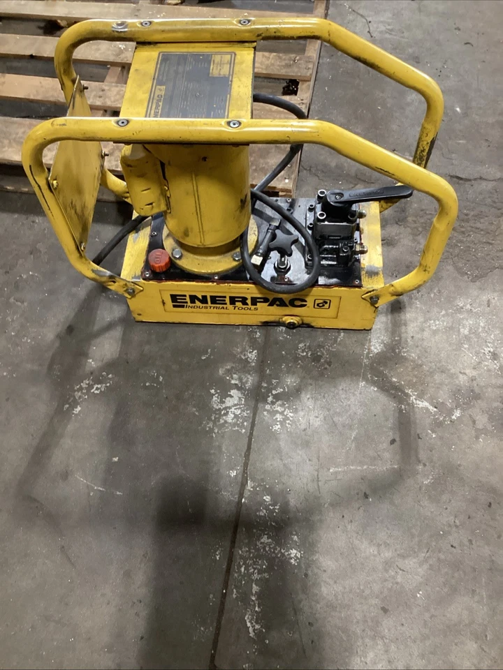ENERPAC GPEM3410B ELECTRIC HYDRAULIC PUMP 700 BAR/10,000 PSI 2.5 Gallon 115v  - Image 3 of 3