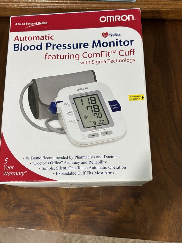 NEW.  Pressure Monitor With Comfort Cuff Cuff Omron Hem 780