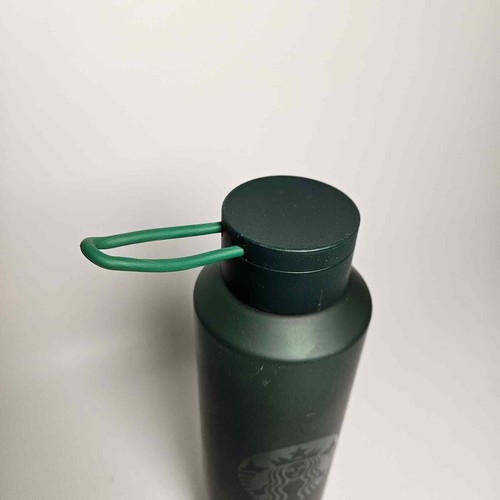 Starbucks 2022 Logo Plastic Water Bottle, Size 24 oz - Picture 3 of 4
