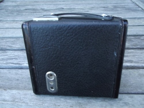 VINTAGE KODAK BROWNIE FLASH 11 BOX CAMERA 1950s MADE IN ENGLAND BLACK - Picture 2 of 10