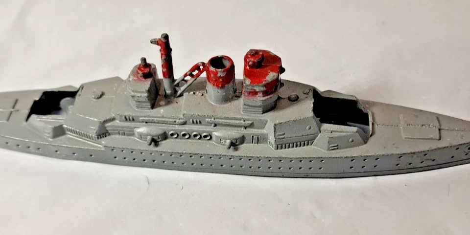 Tootsie Toy Acorazado Segunda Guerra Mundial Destructor Crucero Marina Metal 6" Largo De Colección Foto 2 de 4