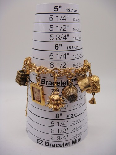 VINTAGE MONET GOLD TONE CHARM BRACELET SAFETY CHAIN 8 CHARMS MECHANICAL ESTATE - Picture 3 of 15