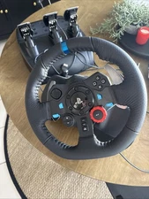Logitech G29 (941000112) Driving Force Racing Wheel and Floor Pedals