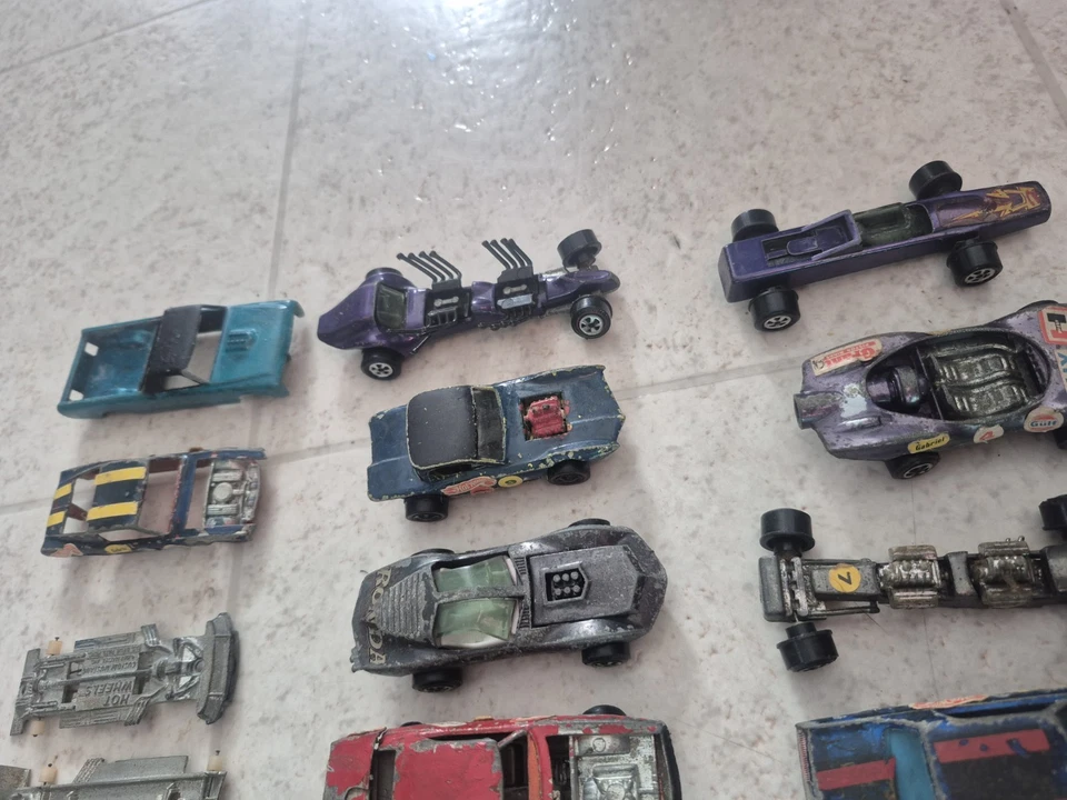 Lote De Colección De Coches Redline Hot Wheels Johnny Lightning Algunas Piezas Rotas Reparación Foto 2 de 4