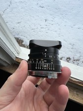 Mint Late Model Minolta M-Rokkor 40mm F2 Leica M w/ Squarehood And Novoflex M-E