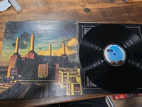 Pink Floyd - Animals LP - Columbia JC 34474 -  VG+ Gatefold 1st Press - S8