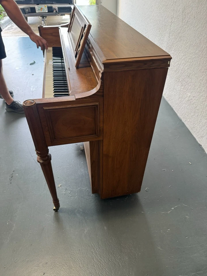 Story & Clark Piano OBO Davie FL Foto 3 de 4