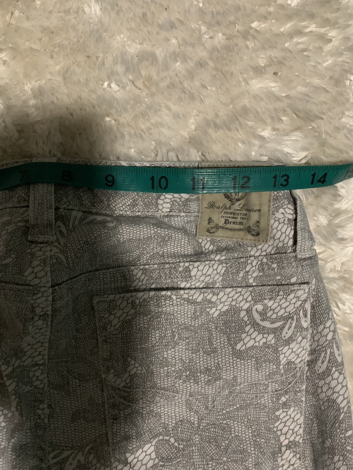 Picture 4 of 12