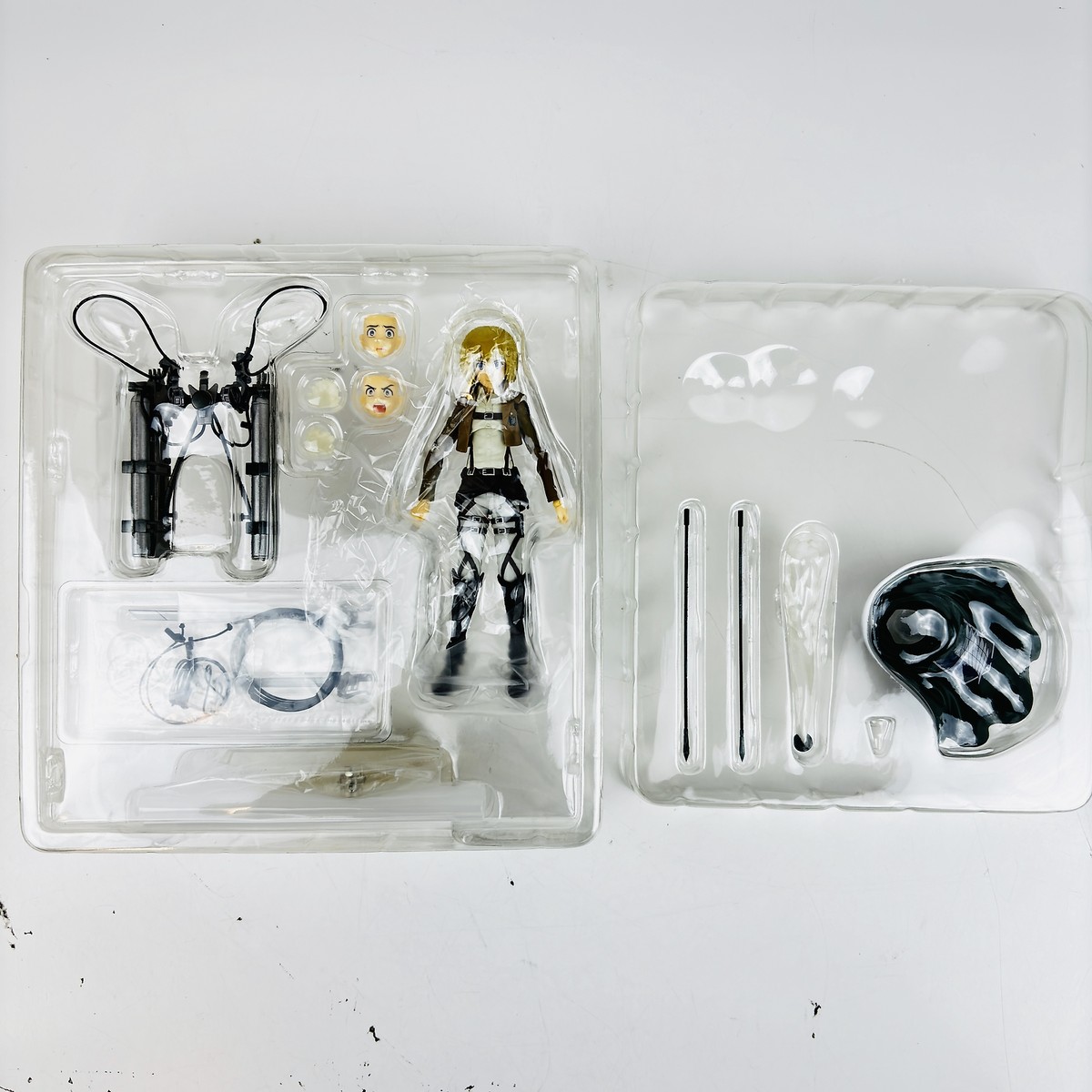 Max Factory figma EX 017 Attack on Titan Armin Arlert Figure W/box
