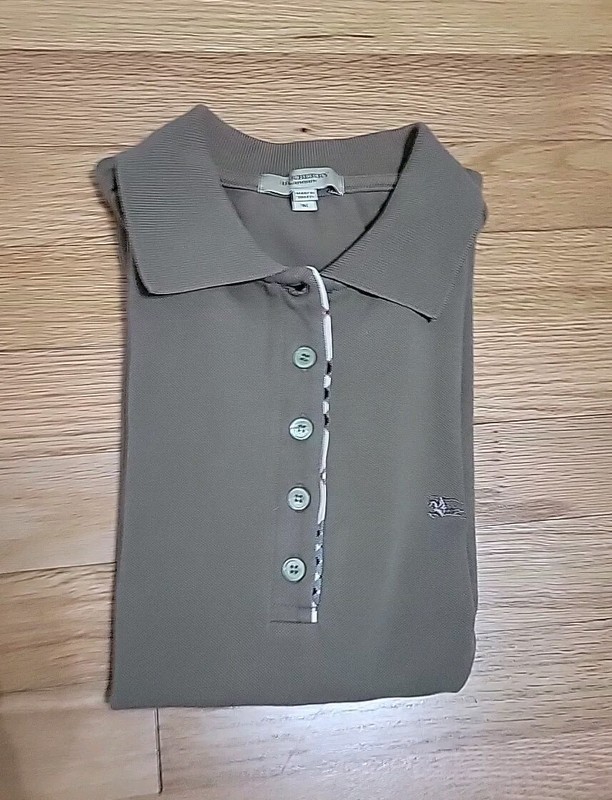Burberry Brit Polo Shirt  Women’s Khaki With logo Front Buttons Sz Med Good Read
