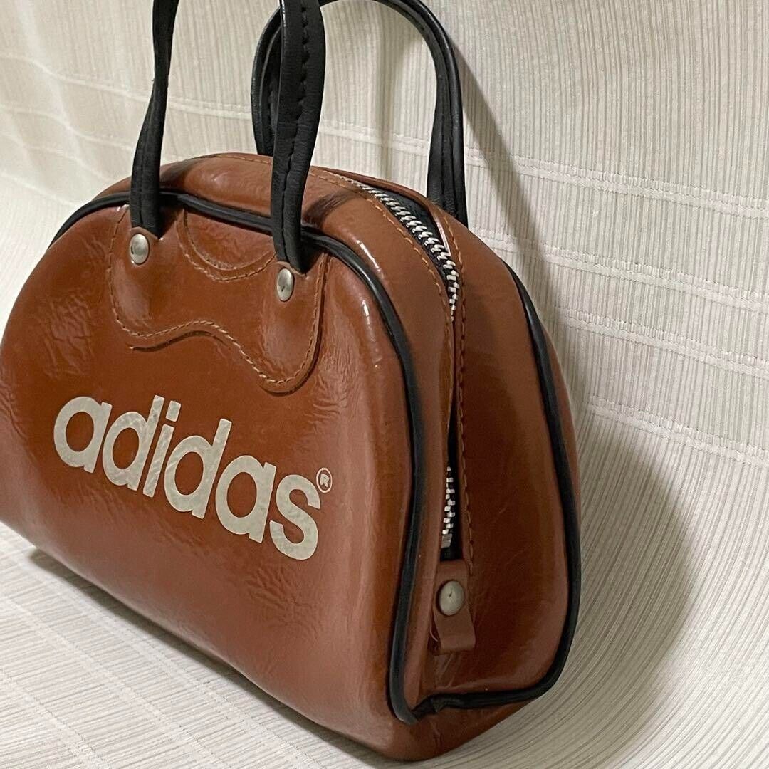 old adidas 80s mini hand bag y2k brown vintage rare size H11 old adidas 80s mini hand bag y2k brown vintage rare size H11