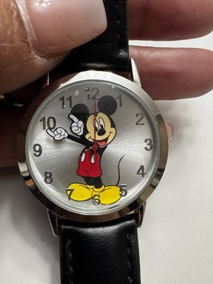 MICKEY MOUSE DISNEY WATCH THICK CONVEX CRYSTAL FACE NO SCRATCHES