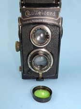 1930s Rolleicord 1 TLR camera. Zeiss Triotar f/3.8 lens.  In good working order.