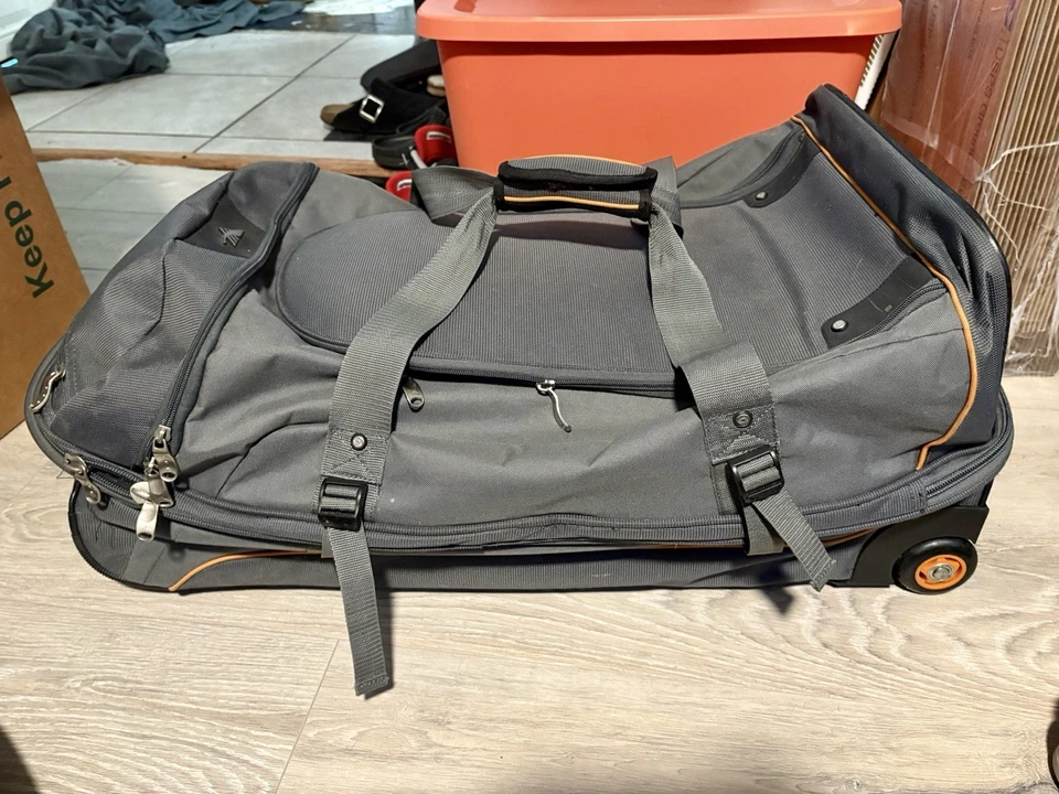 Mochila con ruedas o bolsa de lona High Sierra AT3 Sierra-Lite Foto 2 de 4