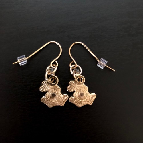 Funny Bunny - Golden Tone Hook Dangling Earrings - Bild 2 von 6
