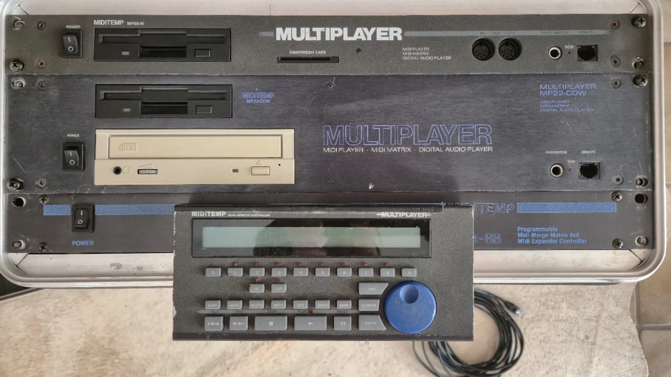 Miditemp Midiplayer MP88-W + MP22 mit CD Player