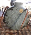 VTG.Frankoma Pottery-Thunderbird Canteen W/Leather Strap+Orig. Sticker-Blue Moss — photo 3