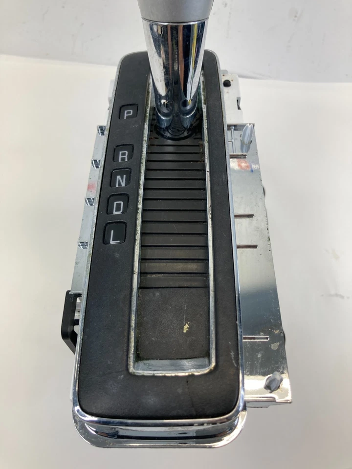 2009-2017 Chevrolet Traverse Automatic Gear Shifter Gear Selector & Knob OEM Foto 3 de 4