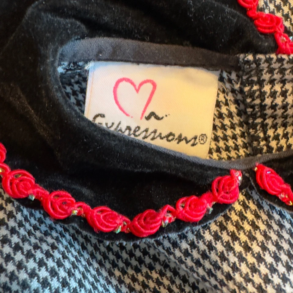 Vintage Girls Houndstooth Dress Black Velvet Collar Red Rose Trim - Image 2 of 4