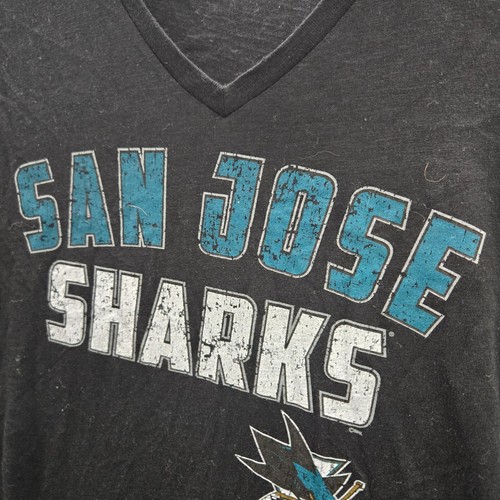 San Jose Sharks Women Shirt XL Black Logo Graphic V Neck Short Sleeve Tee NWT - Picture 4 of 10