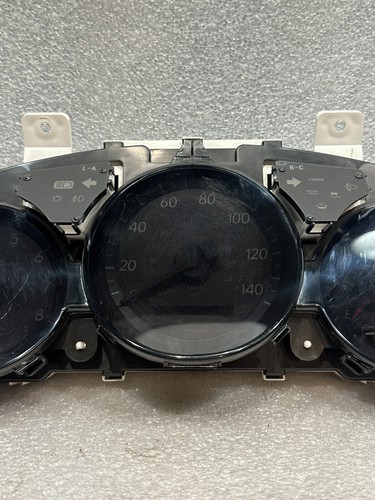 02 Lexus ES300, Speedo Meter Cluster, 02-03, 3.0L,V6, A/T-5SPD, VVT, 83800-33610 - Picture 4 of 9