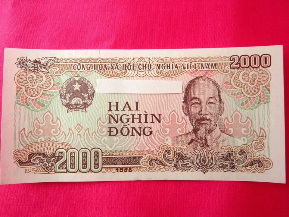 Papel moneda Vietnam 25 piezas 2000 Dong vietnamita cada moneda de Vietnam Foto 3 de 4