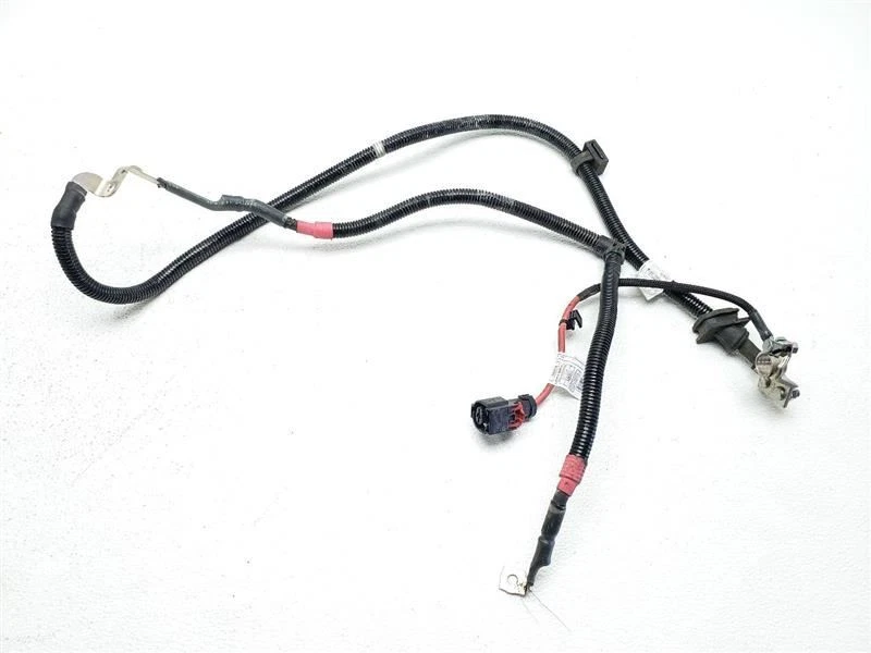 BMW X1 2018 cable de batería positivo línea de cableado OEM 8 677 251 Foto 2 de 4