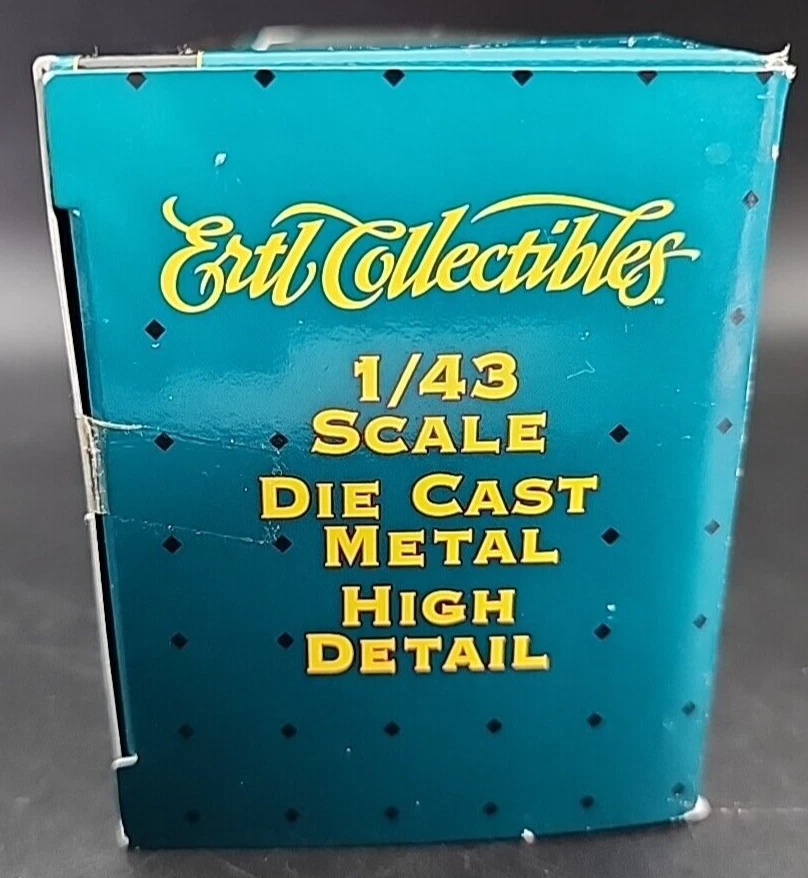 VINTAGE ERTL John Deere Model A Tractor 1/43 Scale Die Cast Metal NOS - Image 2 of 4