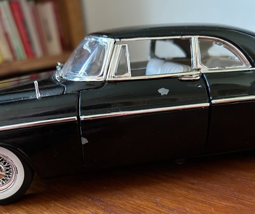 MotorMax Die-cast 1:18 1955 Chrysler C-300 - Picture 10 of 23