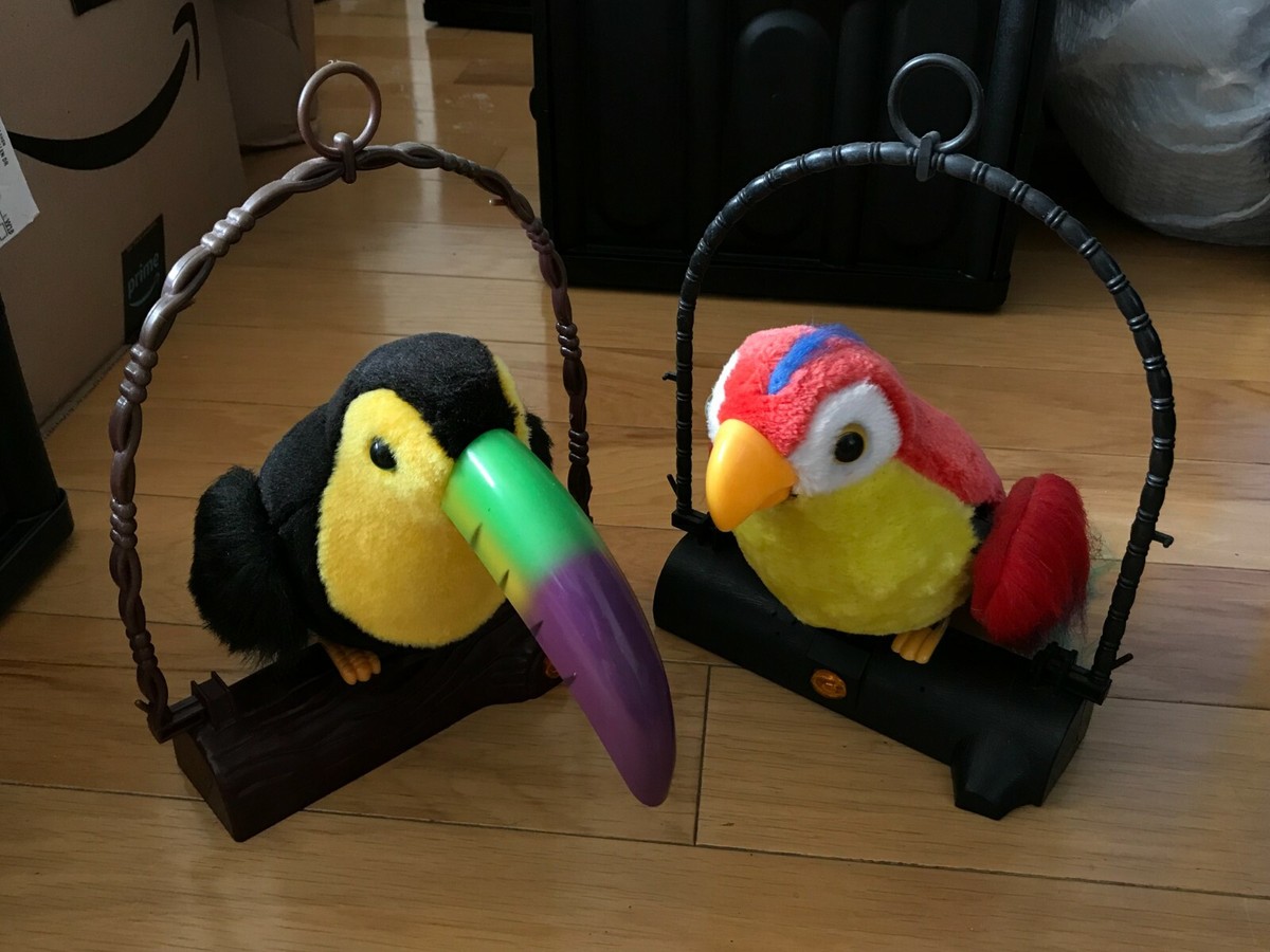 Not Working Properly* Battery-operated Repeating Toucan and Parrot