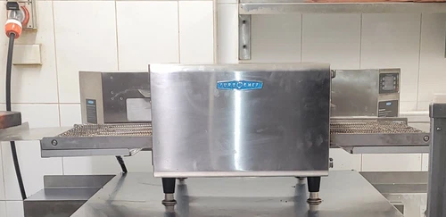 Turbochef HHC 2020 - Ventless Single Belt Conveyor Oven - Picture 1 of 4