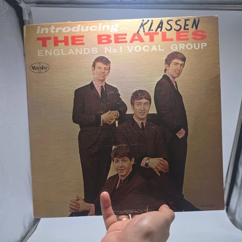 The Beatles - Introducing The Beatles Vinyl LP 1964 Vee-Jay Record shows some we