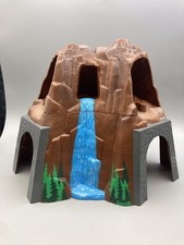 2 Part Imaginarium Mountain Waterfall Tunnel For THOMAS Wooden Trains SOUND 