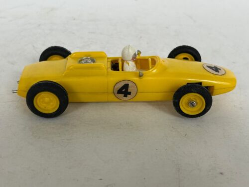 Airfix Porsche F1 (Amarillo) Escala 1/32 Slot Car Nuevo en Caja - Imagen 6 de 8