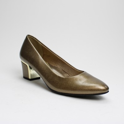 Deanna Round Toe Pumps Heels Low Heel 